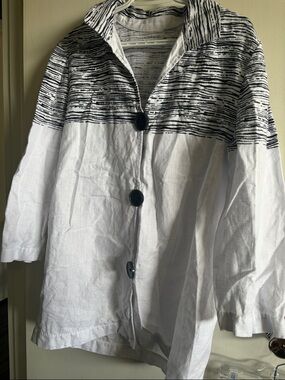 Chico's Linen Blend 3 Buttons Cardigan Jacket size 1x?
